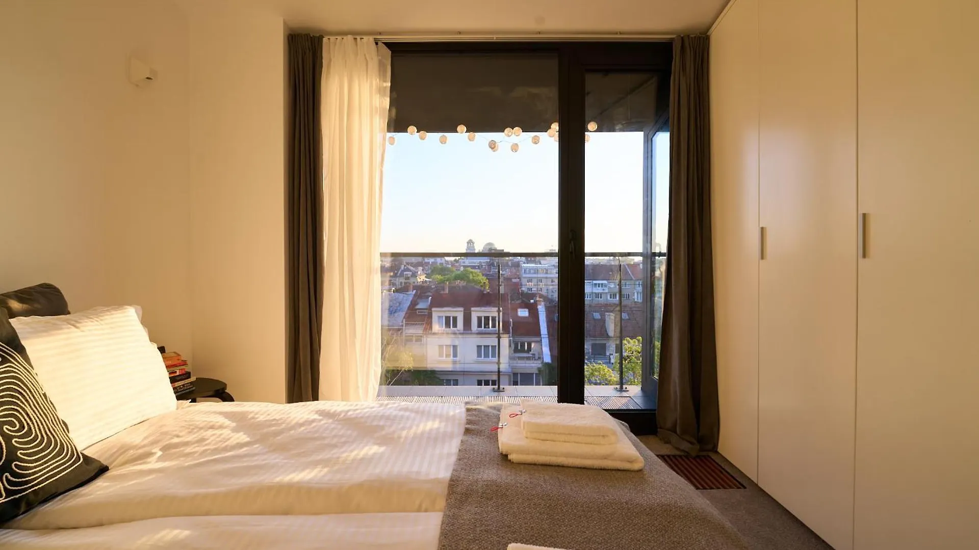 *New* Top View Loft 2 Bdrm Sofia Apartment