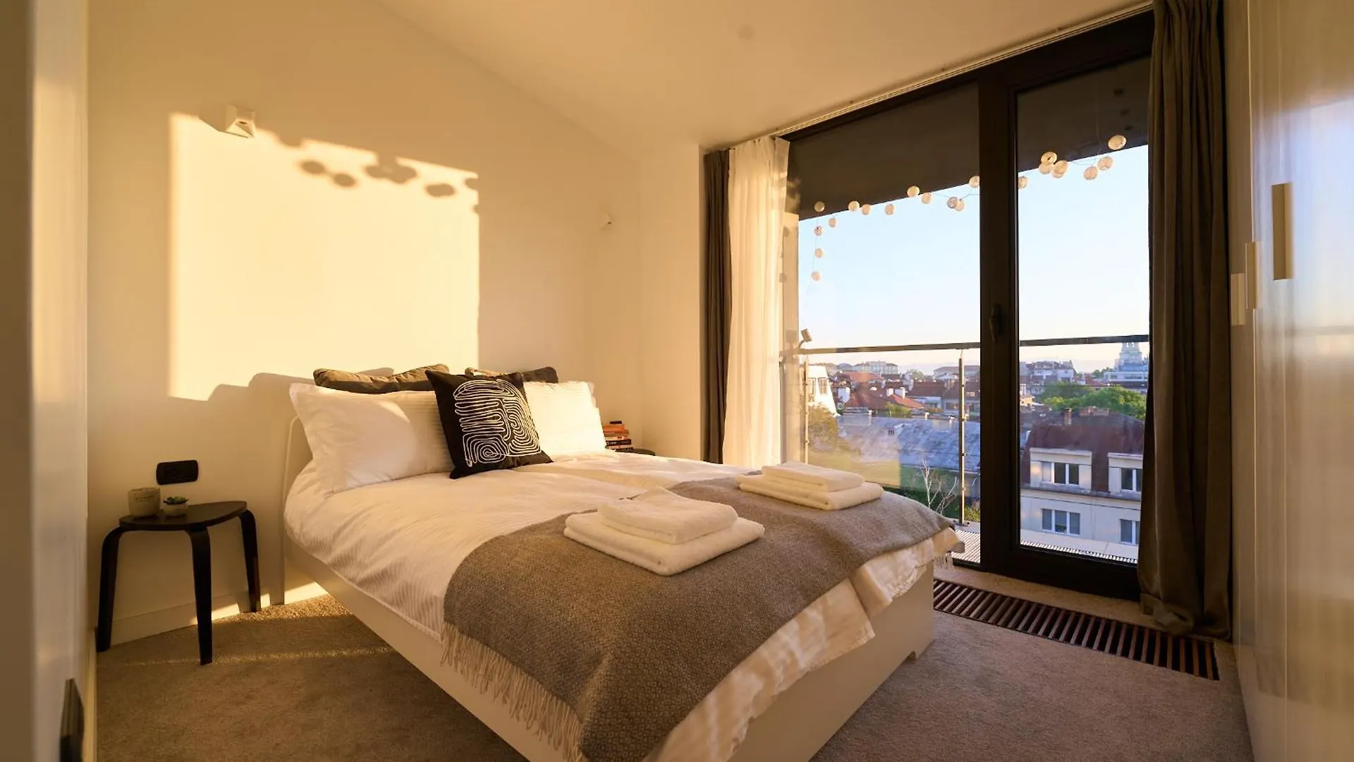 *New* Top View Loft 2 Bdrm Sofia